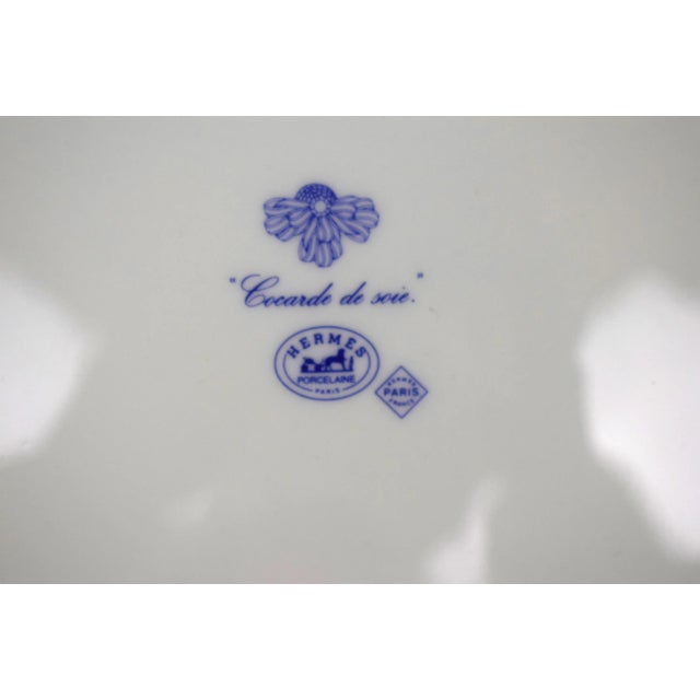 Mid 20th Century Pair of Hermes Paris "Cocarde De Soie" Porcelain Dinner Plates For Sale - Image 4 of 4
