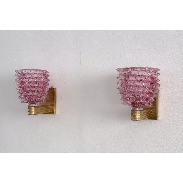 Italian Art Deco Brass and Pink Rostrato Murano Glass Wall Sconces, 1990s, Set of 2 For Sale - Image 4 of 13