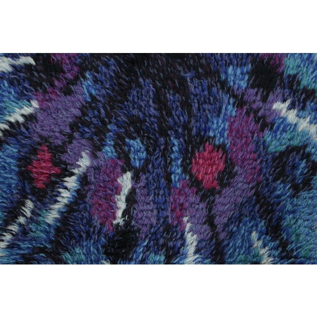 Mid-Century Modern Vintage Swedish Rya Runner With Blue and Purple Sunburst Pattern - Rug & Kilim For Sale - Image 3 of 6