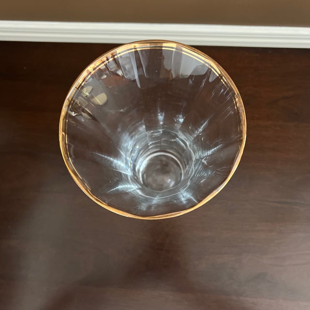 Traditional 1980s Mikasa Jamestown Gold Trim Crystal Flower Vase For Sale - Image 3 of 6