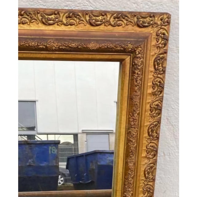 Elegant 19th Century Giltwood Mirror With Rococo Revival Carved Frame. For Sale - Image 6 of 9