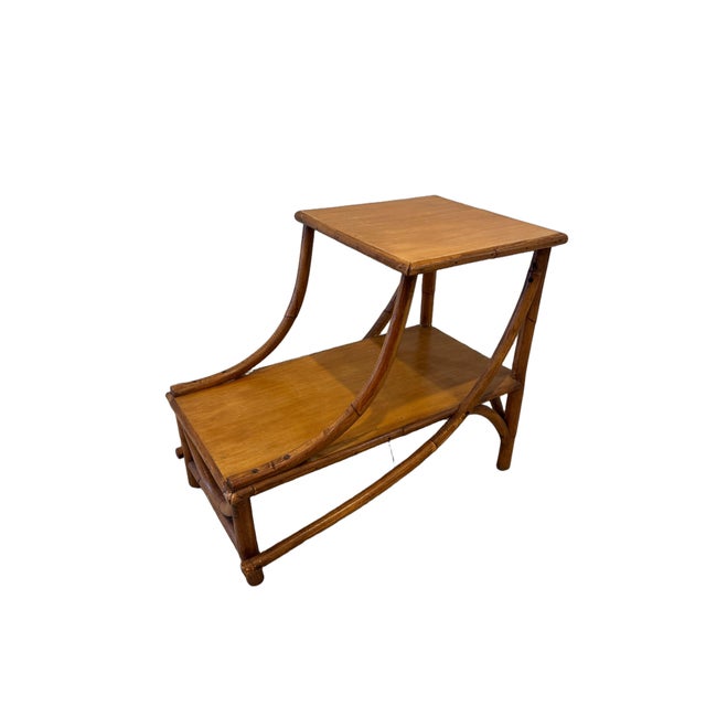 1960s Vintage Heywood-Wakefield Style Rattan & Bamboo Two-Tier Side Table, C. 1960s For Sale - Image 5 of 9