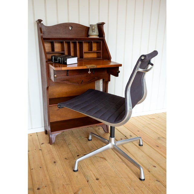 Aluminium Group EA106 Swivel Desk Chair by Charles and Ray Eames for Vitra, 1990s For Sale - Image 17 of 18