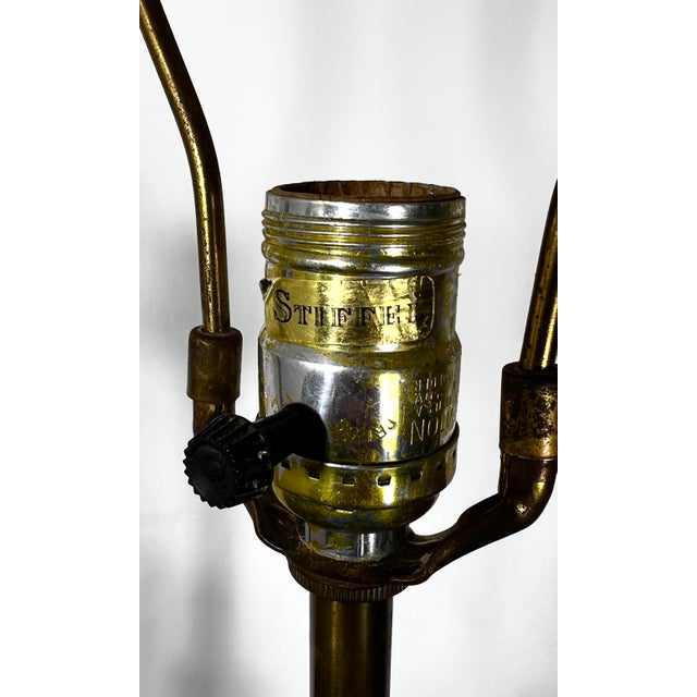 Hollywood Regency 1960s Stiffel Hollywood Regency Architectural Brass Urn Lamps - Pair For Sale - Image 3 of 6