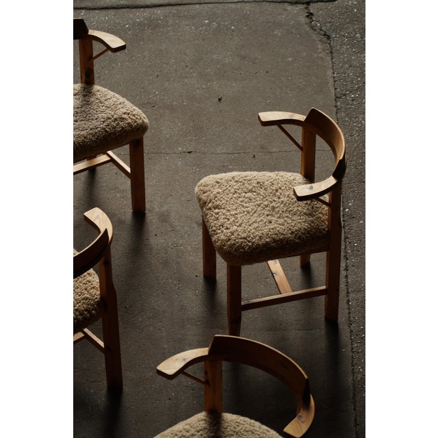 Wood Danish Pine Dining Chairs in Lambswool, 1970s, Set of 4 For Sale - Image 7 of 18