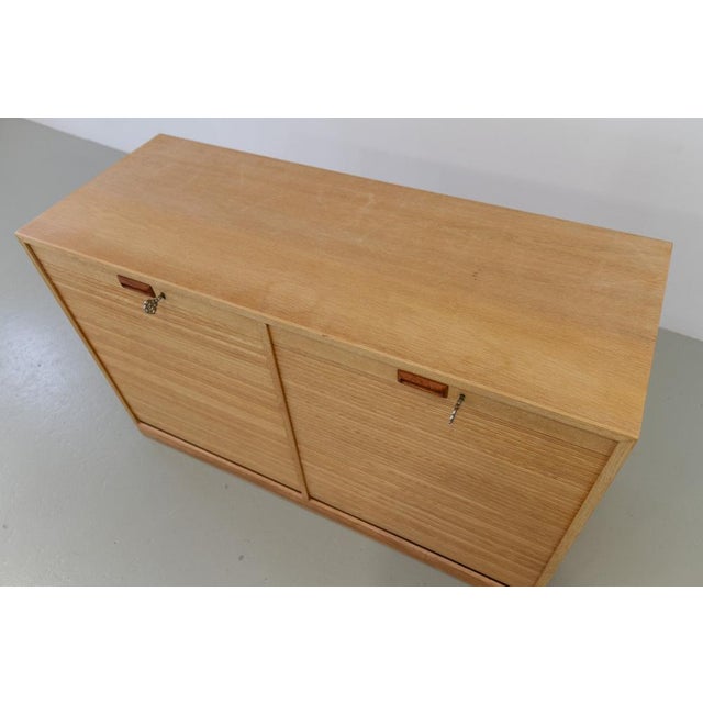 Light Yellow Danish Double Tambour Cabinet in Oak and Teak from Næstved Møbelfabrik, 1960s For Sale - Image 8 of 18