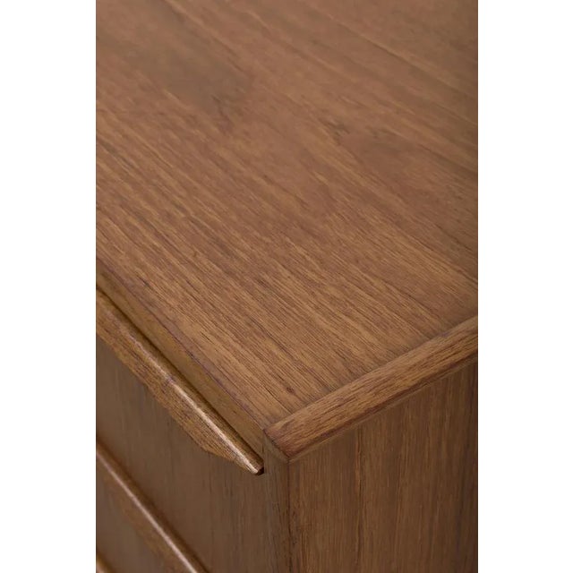 Vintage Chest of Drawers in Teak For Sale - Image 6 of 10