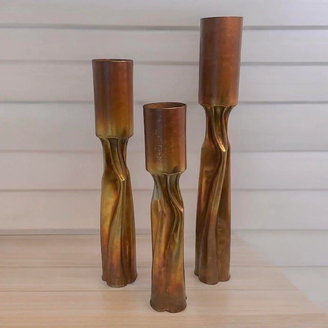 This set of 3 copper handcrafted Brutalist candleholders is in nice vintage condition, with minor wear and patina. The...