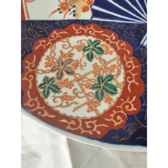 19th Century Large Japanese Pure Imari Decorated Platter For Sale - Image 4 of 8