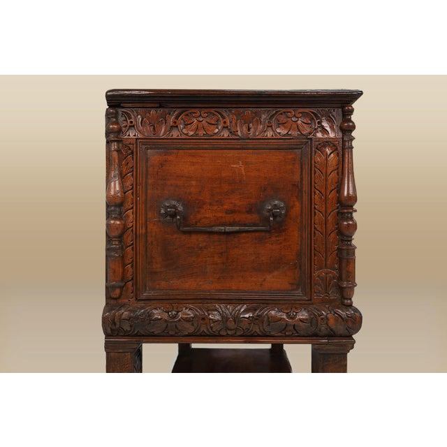 Brown Italian Renaissance Cabinet in Walnut with Carvings, 16th Century For Sale - Image 8 of 18