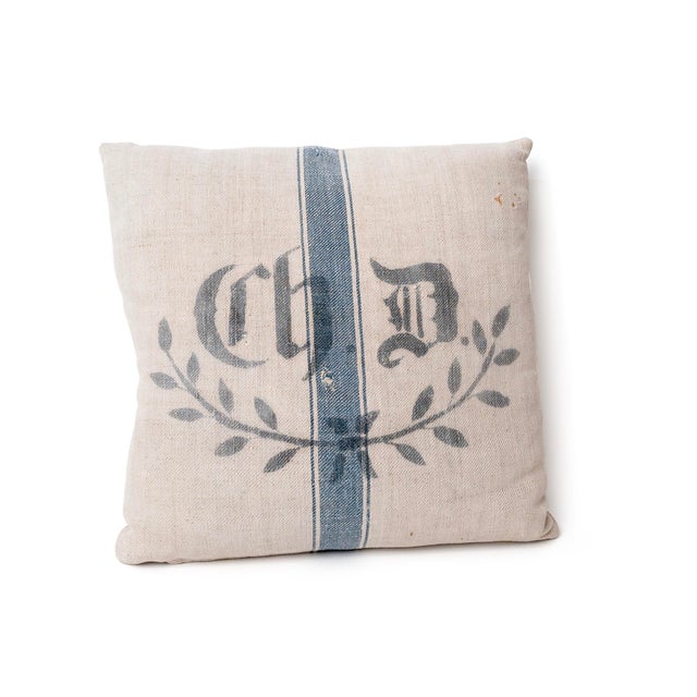 Pair of Antique European Linen Grain Sack Pillows For Sale In New York - Image 6 of 12