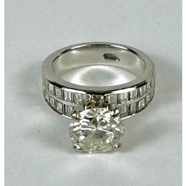 18 Karat White Gold, 2.62 Brilliant Cut Diamond 3.75 Total Carat Weight Ring For Sale - Image 9 of 10