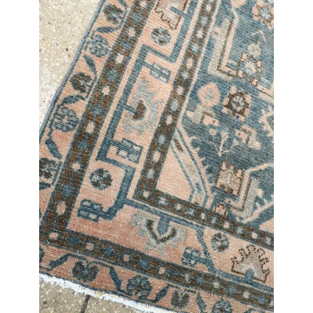Galerie Shabab Collection Mid-20th Century Persian Malayer Throw Rug For Sale In New York - Image 6 of 7