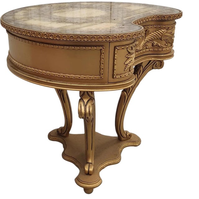 French Provincial Hollywood Regency Ornate Gilt Kidney Side Table With Drawer and Églomisé-Style Top For Sale - Image 3 of 14