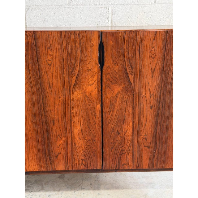 Wood Rosewood Sideboard Credenza Low Storage Unit With Tapered Legs Denmark 1960s For Sale - Image 7 of 10