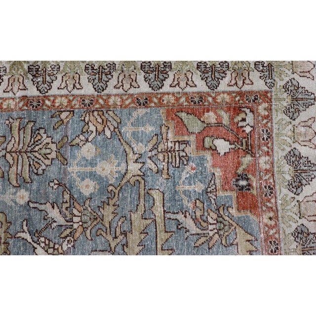 Antique Persian Sultanabad Rug With Soft Blue Palette 5'0 X 8'0 For Sale - Image 9 of 12