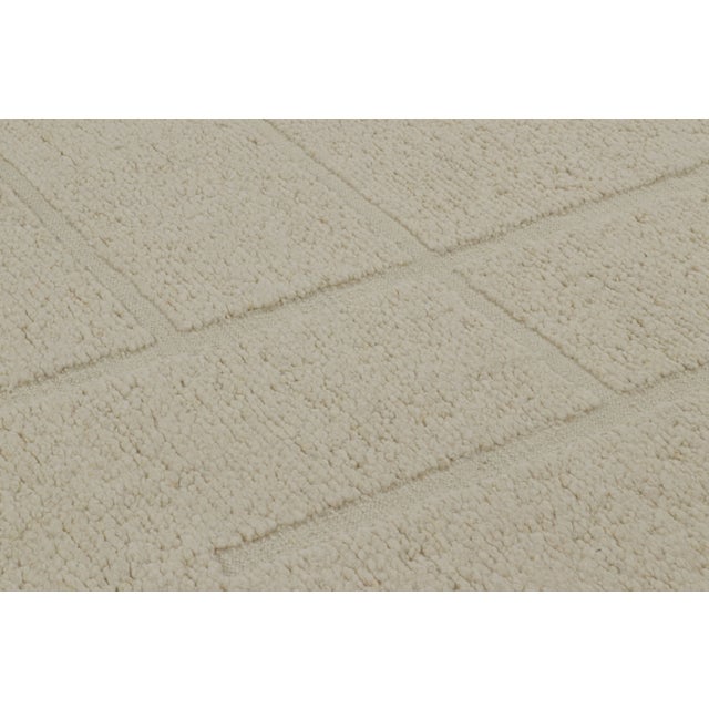 Looking for a custom size? For more information on customization capabilities, please reach out to custom@chairish.com....