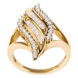 10K Yellow Gold 1/2 Cttw Round and Baguette Cut Diamond Cocktail Ring (H-I Color, I1-I2 Clarity) For Sale