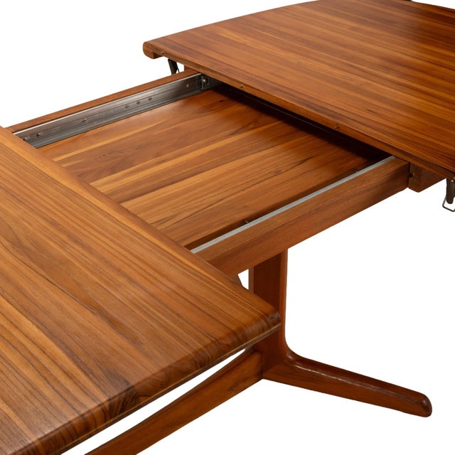 Benny Linden Danish Modern Style Solid Teak Expandable Dining Table W/ Hidden Leaves For Sale - Image 15 of 15