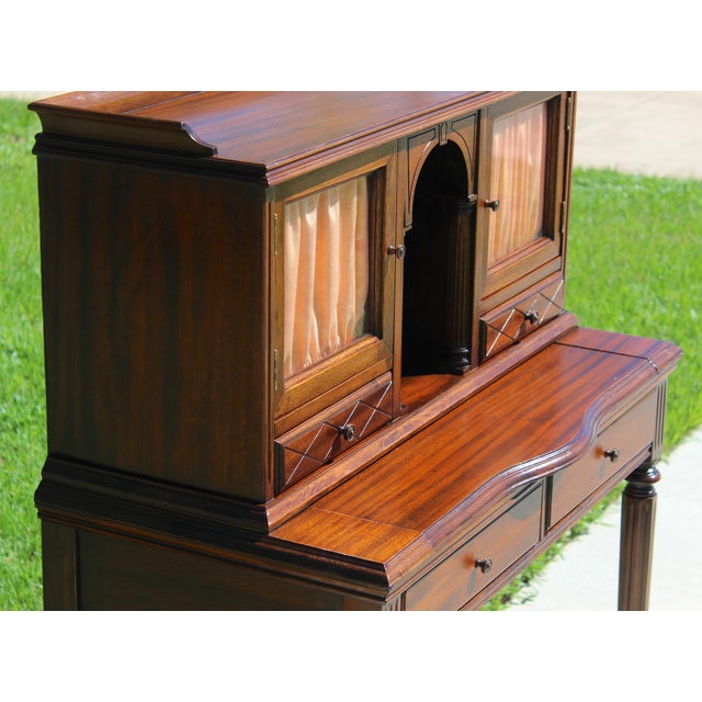 Vintage Louis XVI Style Mahogany Bureau À Gradin – Ladies’ Secretary Desk For Sale - Image 12 of 18