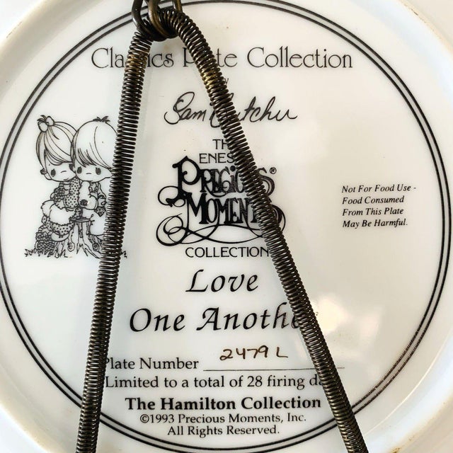 Mid-Century Modern The Hamilton Collection 1993 Precious Moments Love One Another Collector Plate For Sale - Image 3 of 4