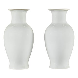 Pair of Classic White Porcelain Vases with Timeless Elegance For Sale