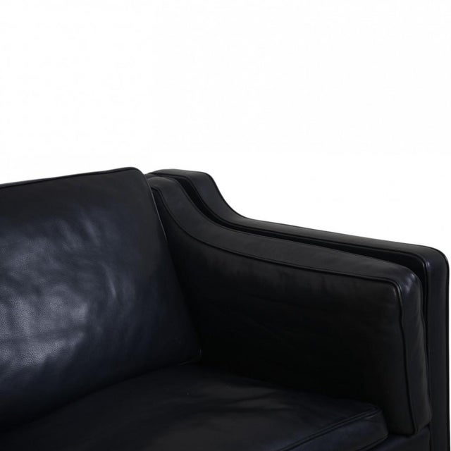Animal Skin 2213 Three-Seater Sofa in Black Leather by Børge Mogensen, 2012 For Sale - Image 7 of 18