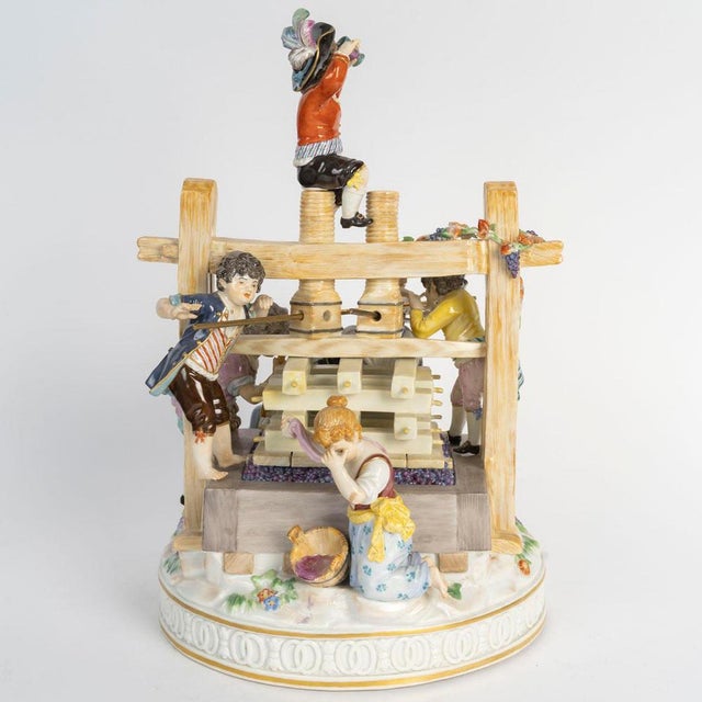 Large The Wine Press Figurine Group in Porcelain from Meissen, Early 20th Century For Sale - Image 5 of 9
