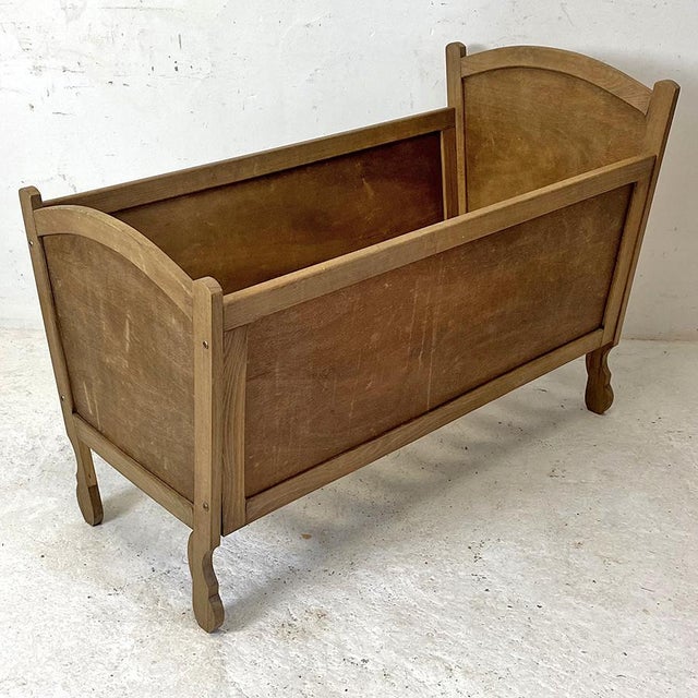 Vintage Children's Bed, 1960s, in Good conditions. Designed 1960 to 1969