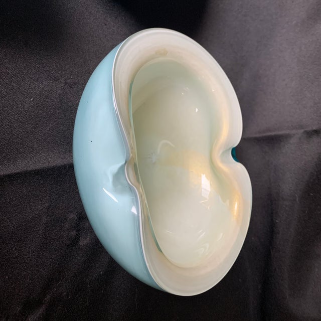 Curated Collection of Murano Art Glass Bowls by Alfredo Barbini in Shades of Blue Set of 4 For Sale - Image 9 of 12