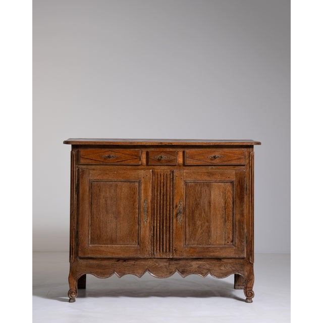 Early 19th Century Louis XV Buffet in Original Patina Early 19th Century France For Sale - Image 5 of 16