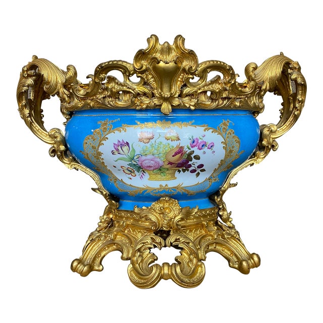 Late 19th Century French Louis XV / Rococo Style Gilt Bronze-Mounted Porcelain Jardinière, Circa 1880 For Sale