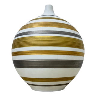 Mid-Century Porcelain Vase from Hutschenreuther, 1970s For Sale