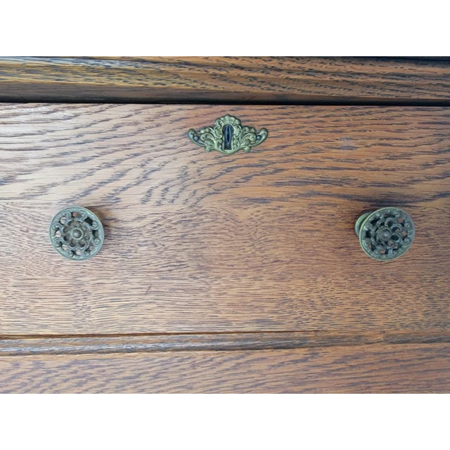 Antique American Tiger Oak Dresser With Original Beveled Mirror, C. 1905–1915 For Sale - Image 9 of 14