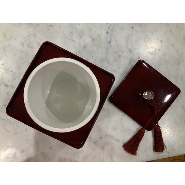 Lacquered Oversized Ice Bucket With Removable Liner, Cut Glass Finial & Tassel - Ralph Lauren, Palm Beach Regency & Traditional - See Pics! For Sale In New Orleans - Image 6 of 7
