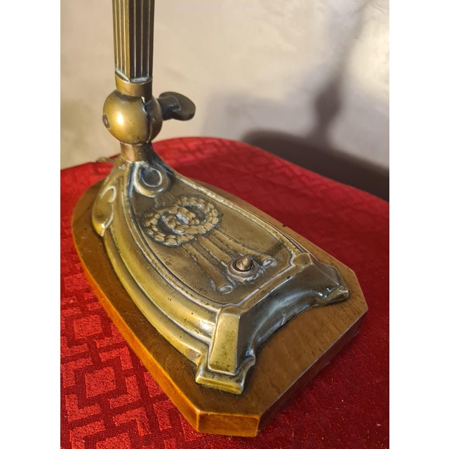 Art Deco Adjustable Notary Desk Lamp in Brass and Varnished Wooden Base, 1920, in Flawless conditions. Designed 1890 to...