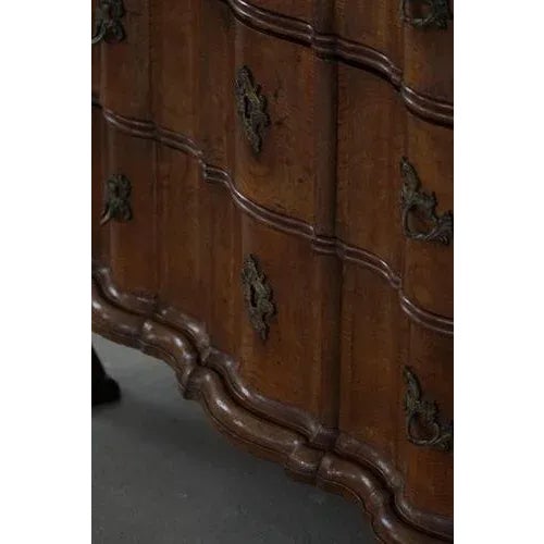 Antique Baroque Oak Chest of Drawers with Cabriole Legs, Late 18th Century For Sale - Image 10 of 18