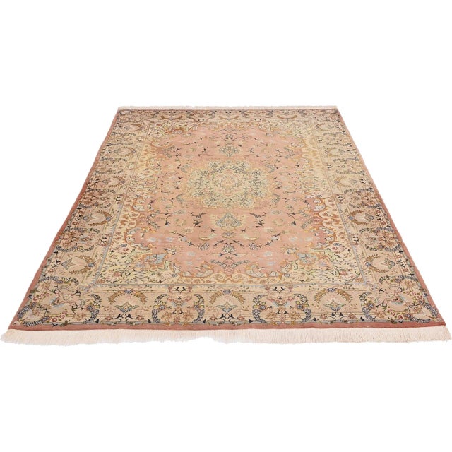 | Tabriz rug | Knot density: approx. 600.000 knots/m² | Material: 100% virgin wool with silk | Size: 202 x 306 cm | Hand-...
