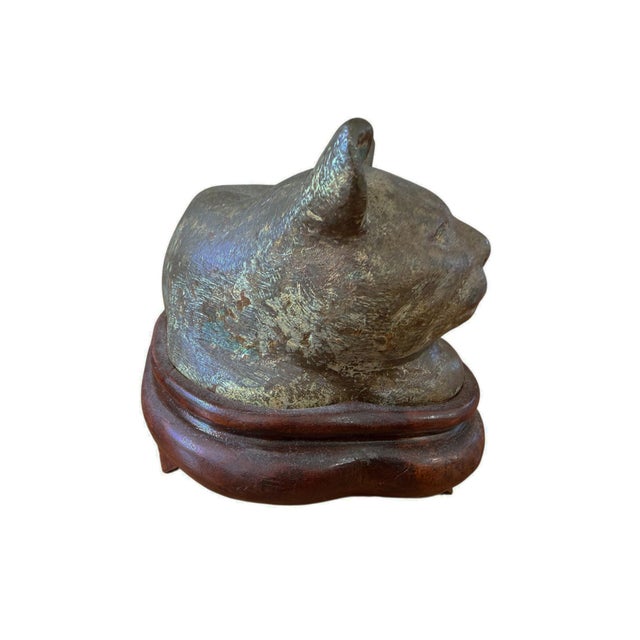 Wood Old Bronze Chinoiserie Han Style Recumbent Kitten Sculpture on Wood Stand For Sale - Image 7 of 8
