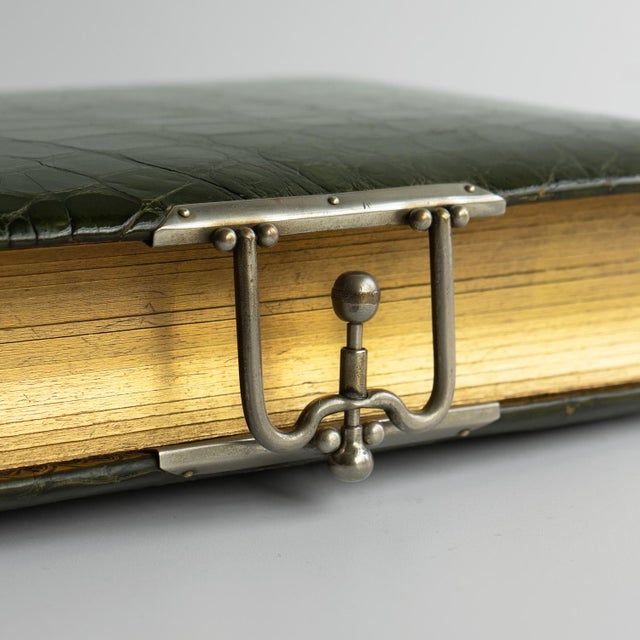 Late 19th Century Antique Victorian Green Crocodile Skin Leather Photograph Album and Contents, Late 19th Century For Sale - Image 5 of 17