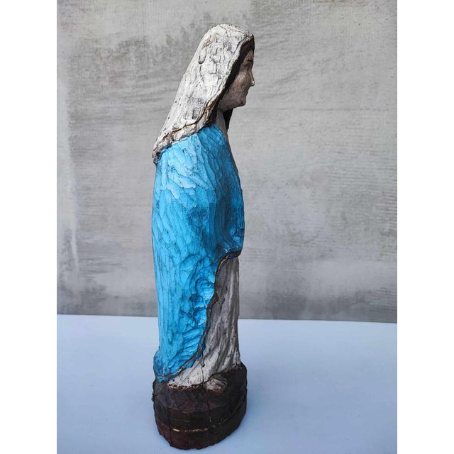 Art Deco Wooden Folk Figurine of the Virgin Mary, 1920s For Sale - Image 3 of 10