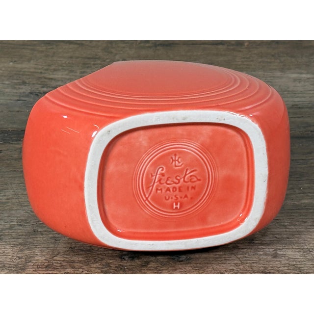 Ceramic Vintage Fiesta Ware Disc Pitcher in Red Persimmon Glaze by Homer Laughlin For Sale - Image 7 of 7