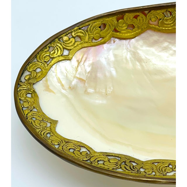 19th Century Napoleon III Ormolu Mounted Footed Shell Dish/ Vide-Poche For Sale - Image 5 of 11