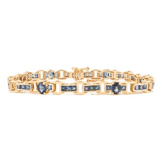 Classic 20th Century 14k Gold 6.39 Ct Blue Sapphire Geometric Link Tennis Bracelet For Sale