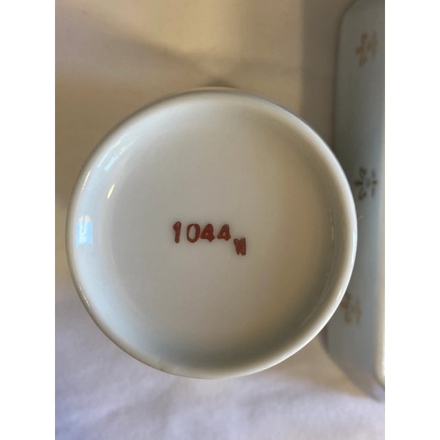 Ceramic 1980s Porcelain Cup and Soap Dish Set With Gold Fleur-De-Lis - Set of 2 For Sale - Image 7 of 11