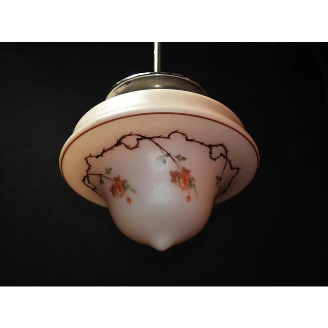 White Art Deco Floral Glass Pendant Light with Chrome Fittings, 1930s For Sale - Image 8 of 14