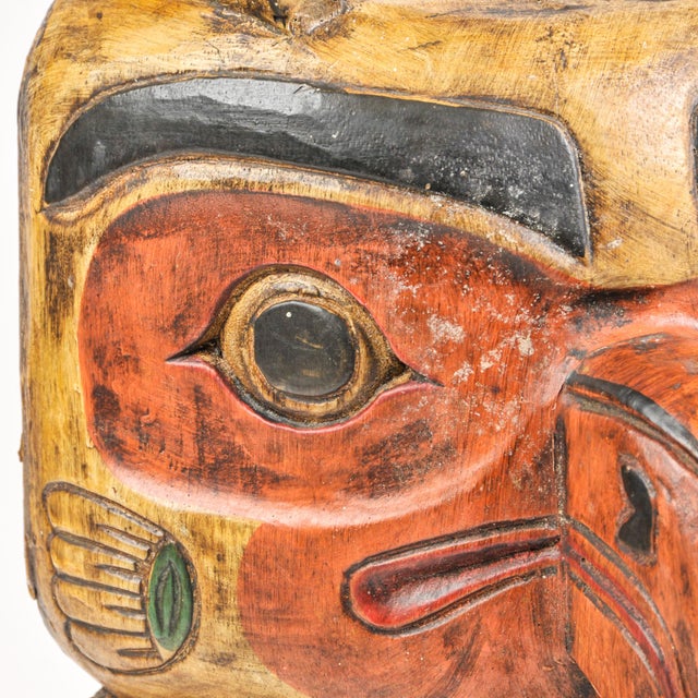 Mid 20th Century Large Pacific Northwest Coast Indigenous Art Style Carved Totem Wall Hanging For Sale - Image 5 of 16