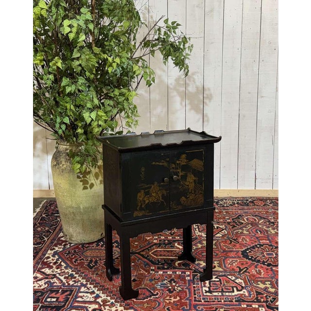 Small Painted Fir Wood Sideboard with Asian Decoration, 1950s For Sale - Image 4 of 16