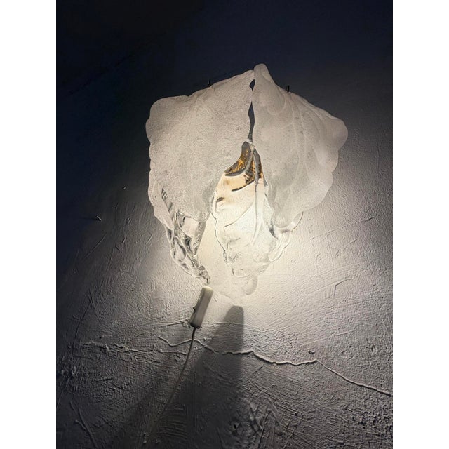 Gold Hollywood Regency Wall Lamp with Murano Glass Leaves, 1970s For Sale - Image 8 of 11