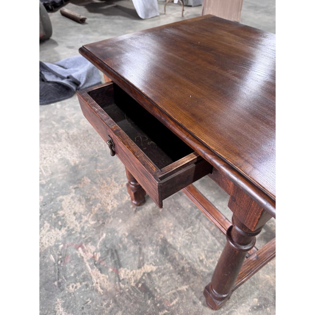 1900 - 1909 Antique English Side Table For Sale - Image 5 of 15